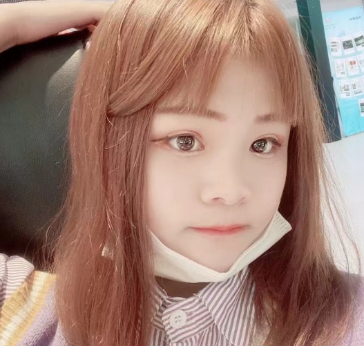 01年妹子 刚入圈 态度好娇小可爱